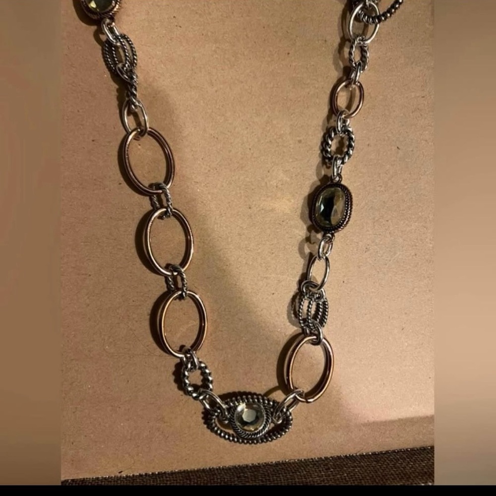 Elegant Women's Necklace